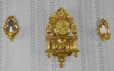 Starožitné kartelové hodiny Westerstrand se svícny